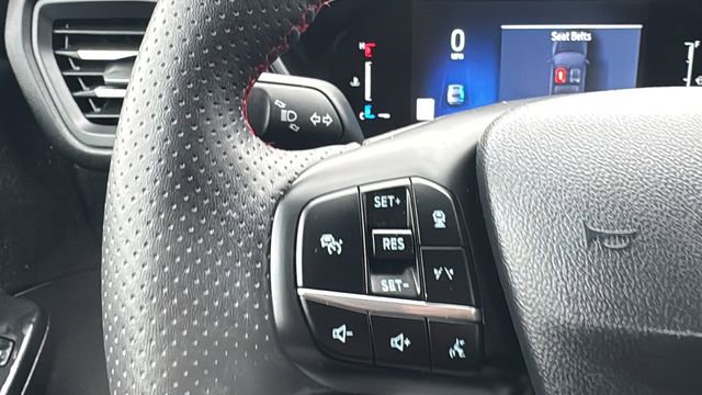 Certified 2024 Ford Escape ST-Line w/ Tech Pack #1 image 17