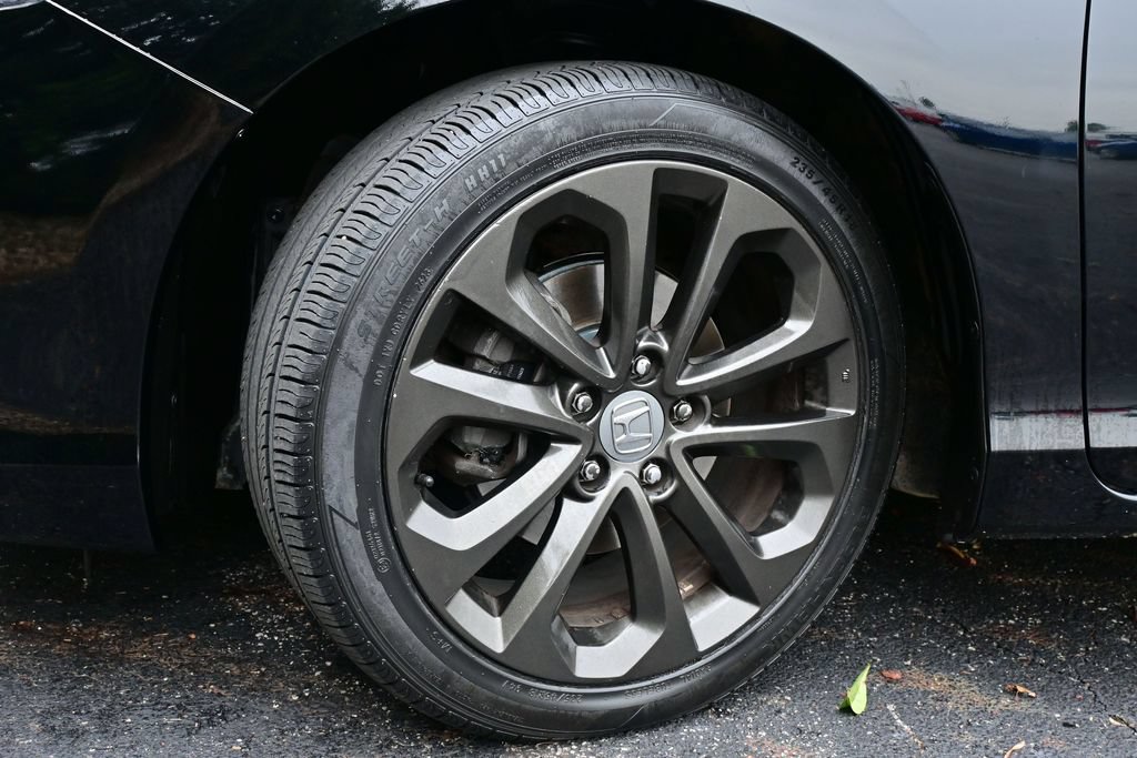 Used 2015 Honda Accord Sport image 10