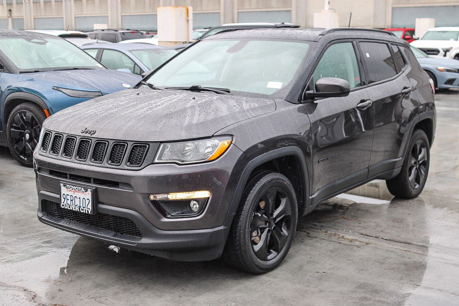 Used 2020 Jeep Compass Latitude image 3