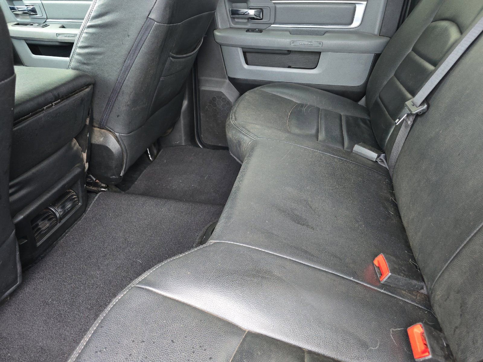 Used 2017 RAM 2500 SLT AWD/4WD image 11