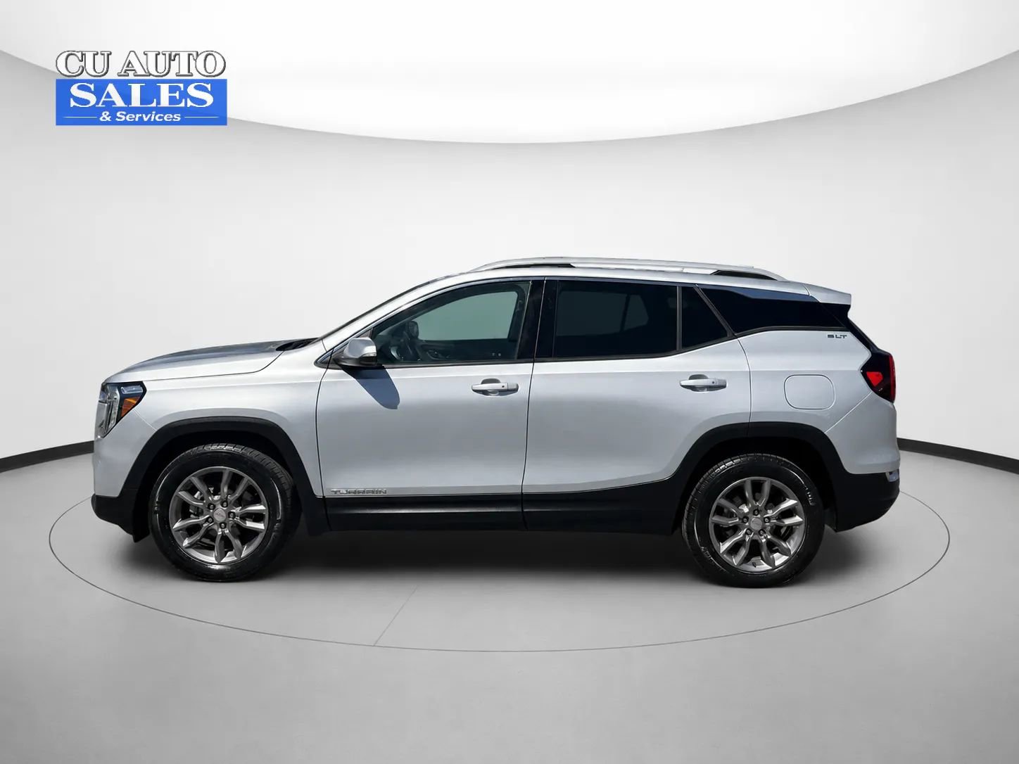 Used 2022 GMC Terrain SLT AWD/4WD image 4