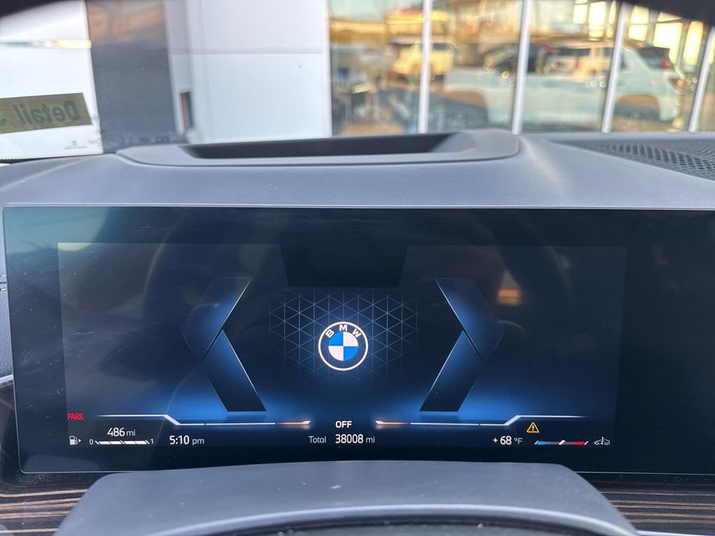 Used 2025 BMW X7 xDrive40i image 14