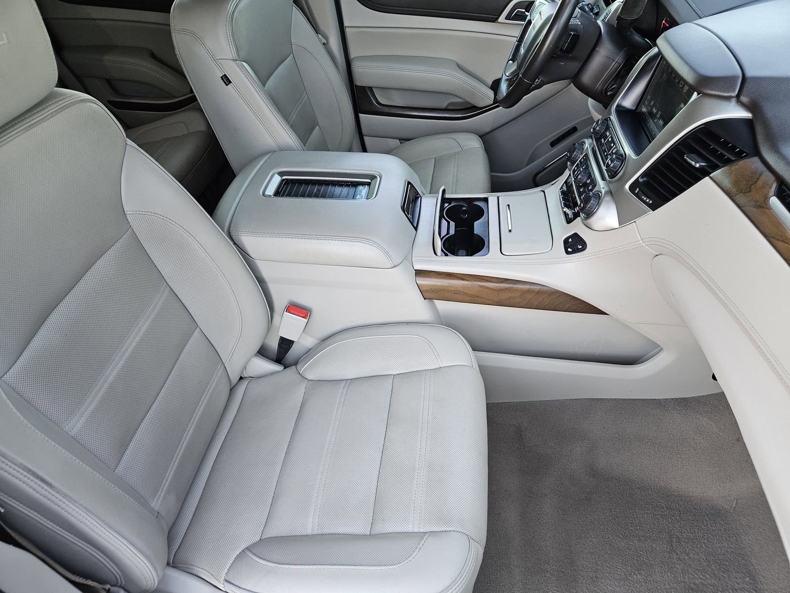 Used 2019 GMC Yukon Denali w/ Denali Ultimate Package image 17