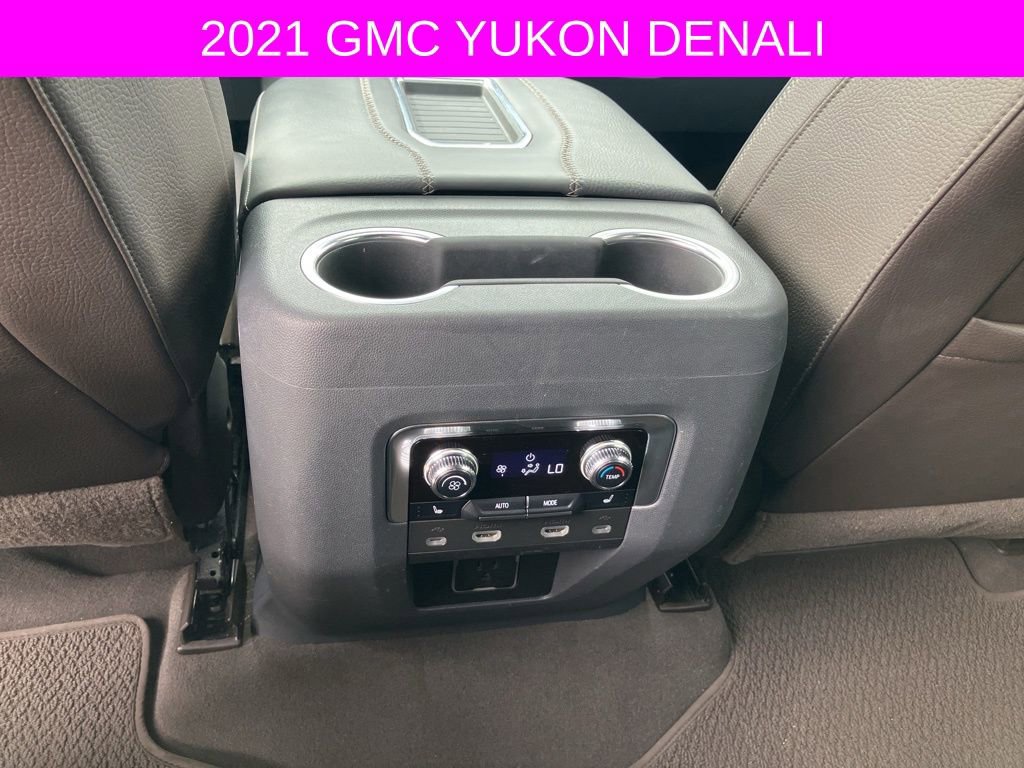 Used 2021 GMC Yukon Denali w/ Denali Premium Package image 22
