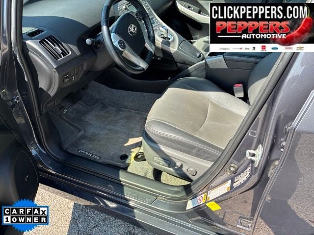 Used 2015 Toyota Prius Four FWD image 13
