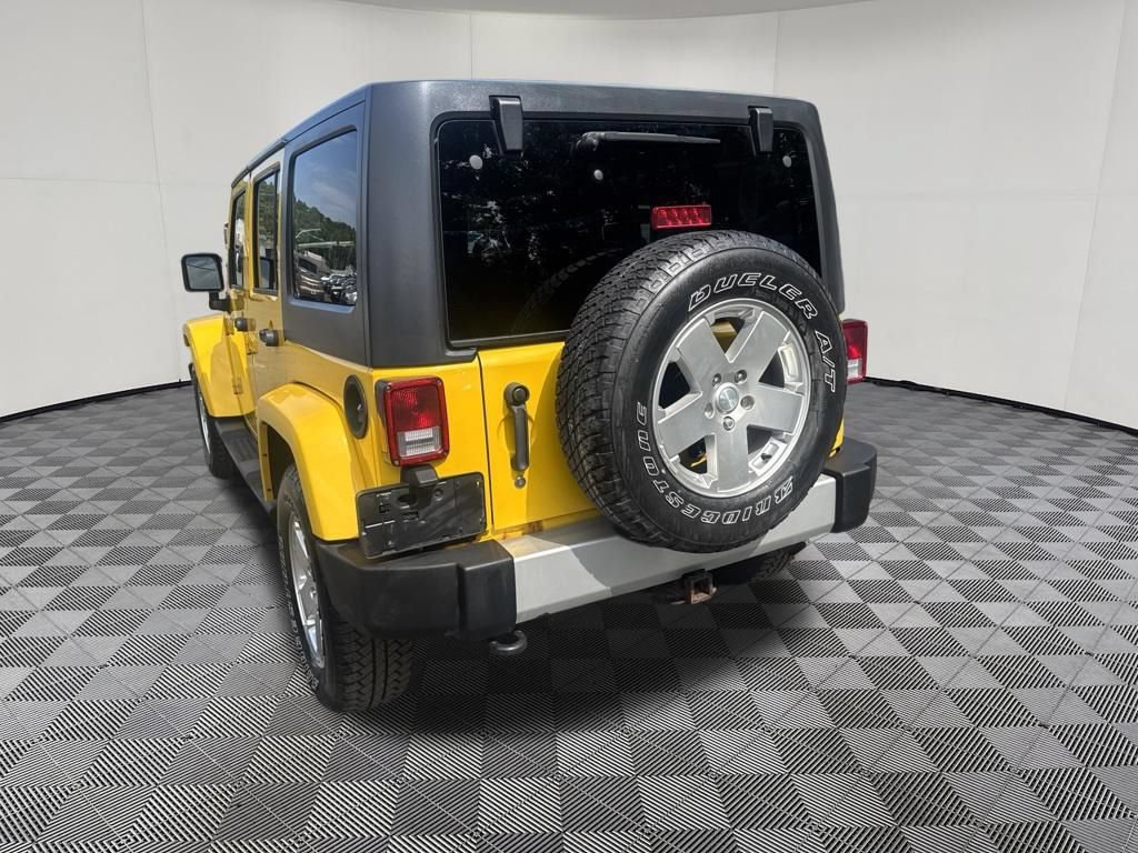 Used 2011 Jeep Wrangler Unlimited Sahara w/ Dual Top Group AWD/4WD image 14