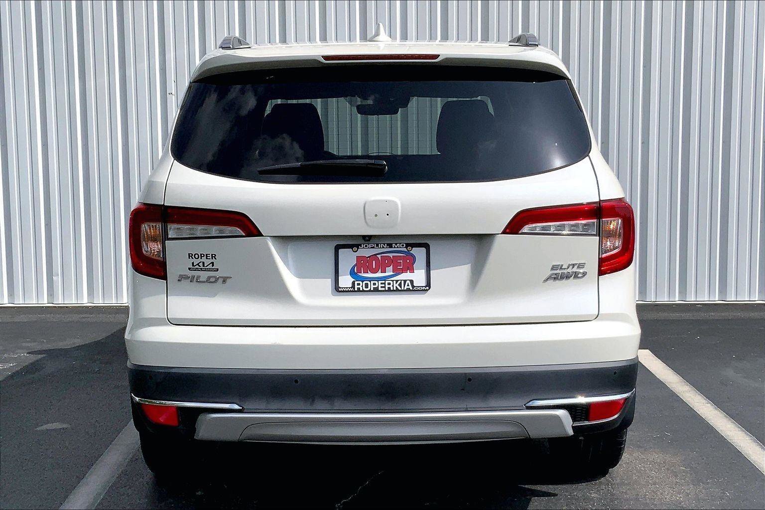 Used 2019 Honda Pilot Elite image 4