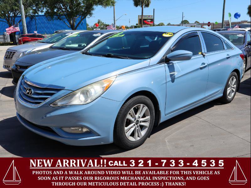 Used 2013 Hyundai Sonata GLS w/ Popular Equipment Pkg FWD image 1