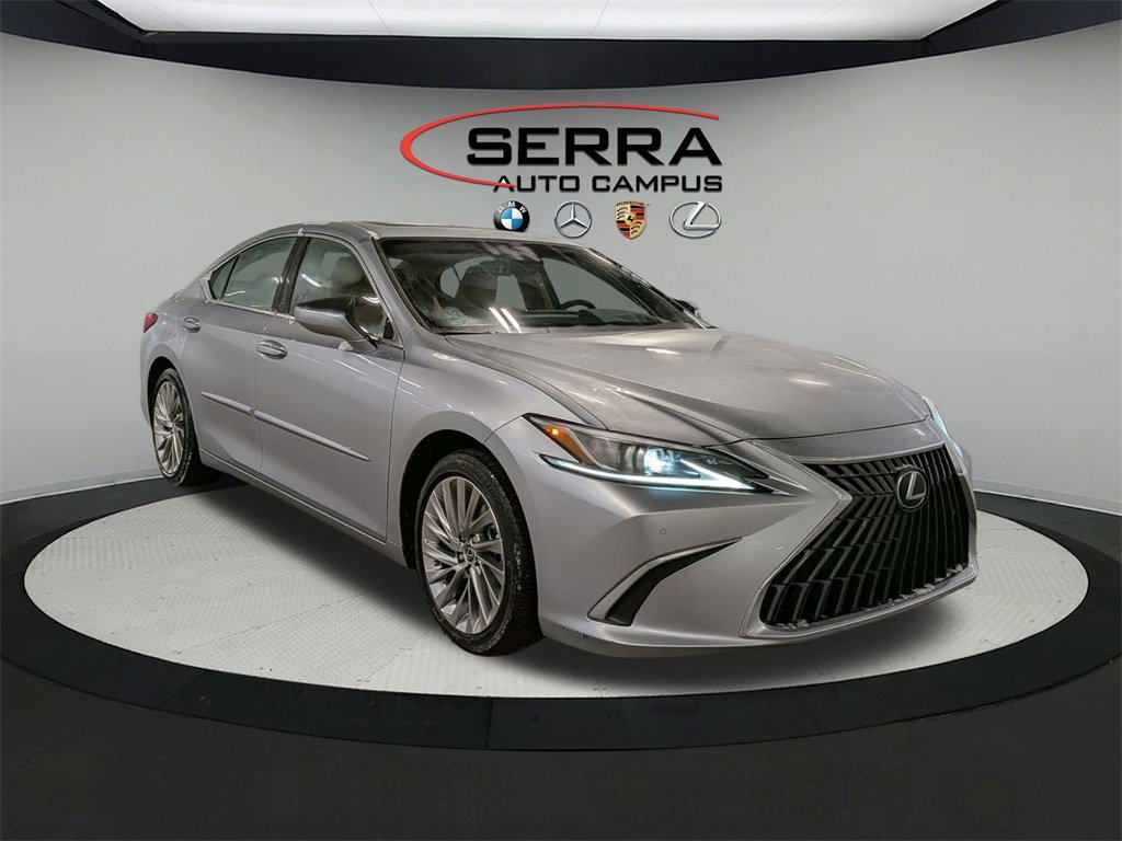 Used 2023 Lexus ES 300h w/ Accessory Package (Z2) image 16