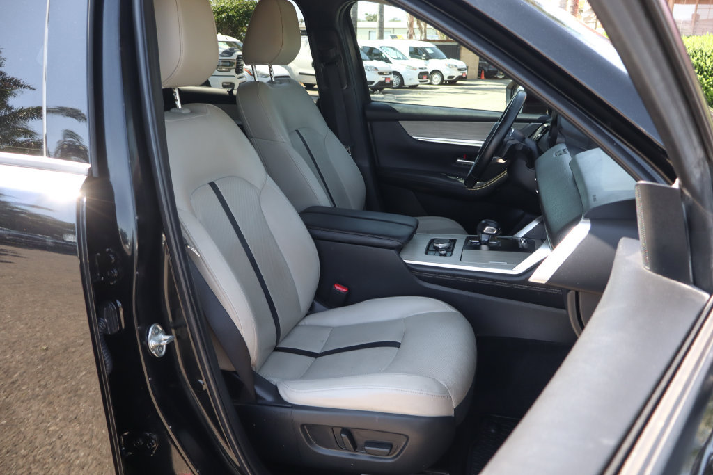 Used 2025 MAZDA CX-90 Plug-In Hybrid w/Premium Sport AWD/4WD image 49