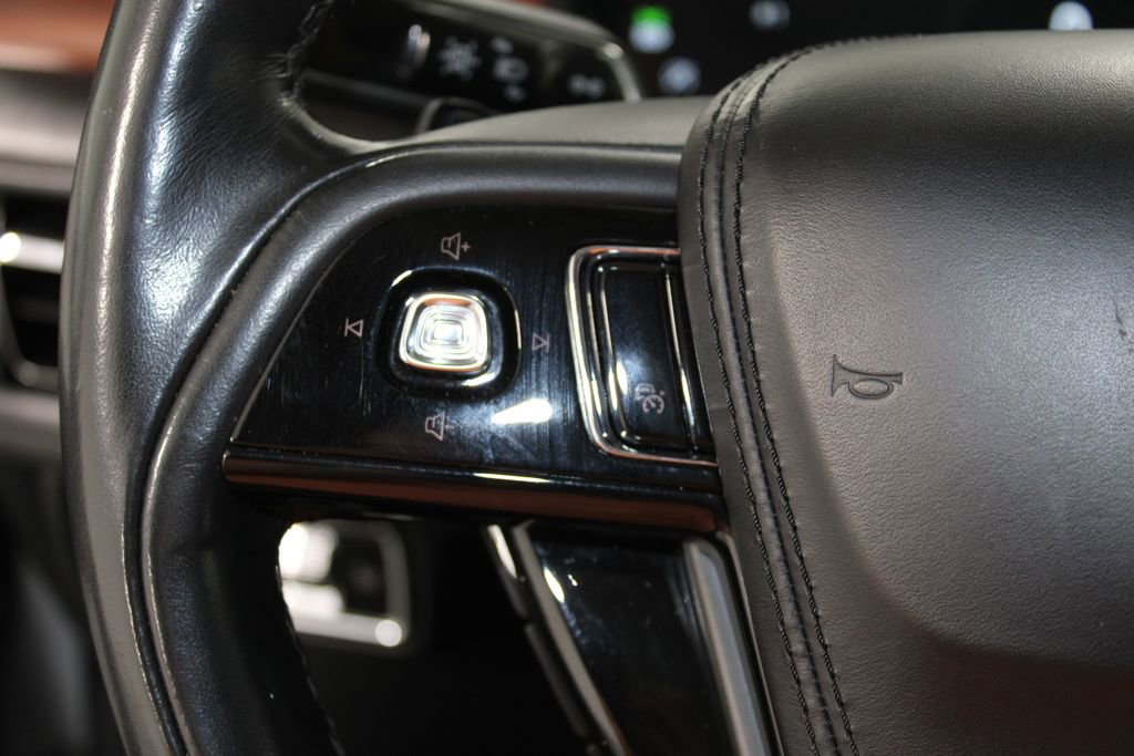Used 2022 Lincoln Aviator Reserve w/ Equipment Group 201A image 40