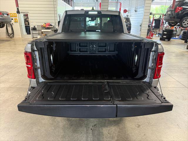 Certified 2025 RAM 1500 Tungsten w/ Off Road Group AWD/4WD image 28