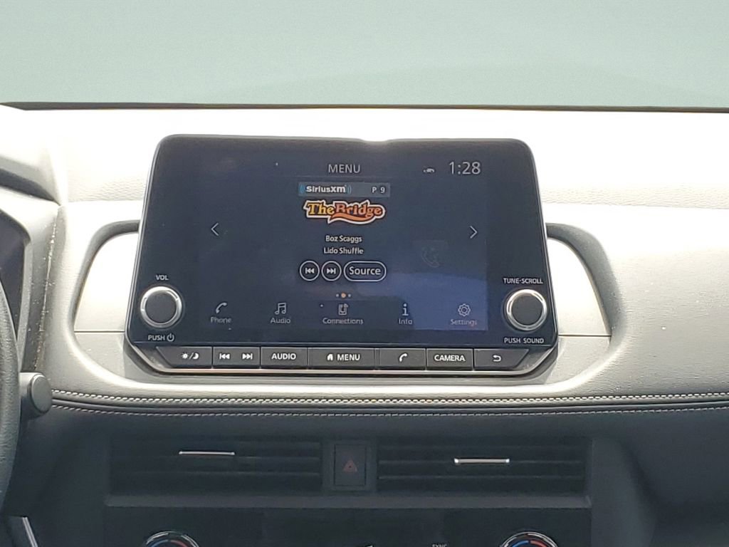 Used 2024 Nissan Rogue SV image 23