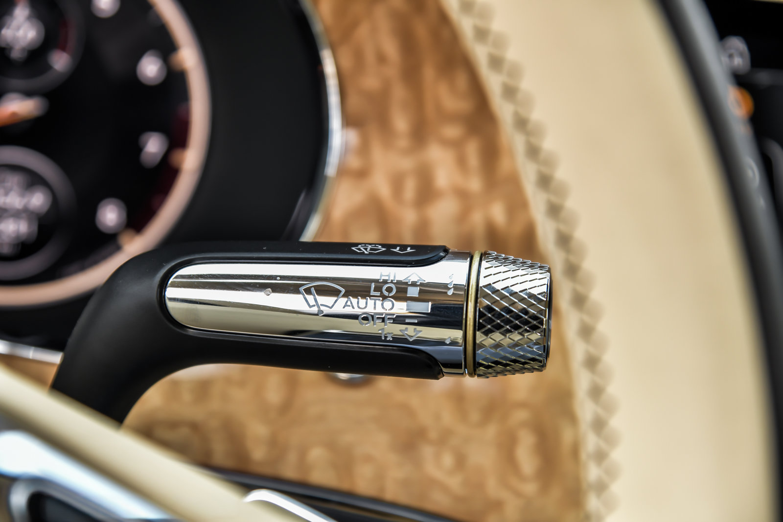 Certified 2021 Bentley Flying Spur V8 AWD/4WD image 22