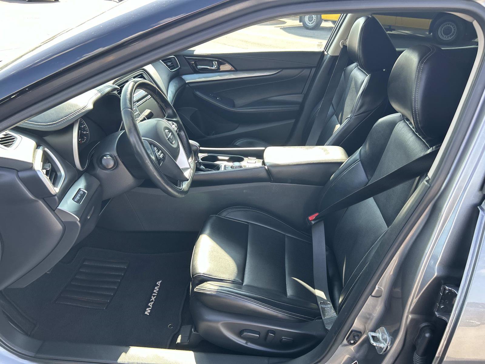 Used 2021 Nissan Maxima 3.5 SV w/ Floor Mat Group FWD image 25
