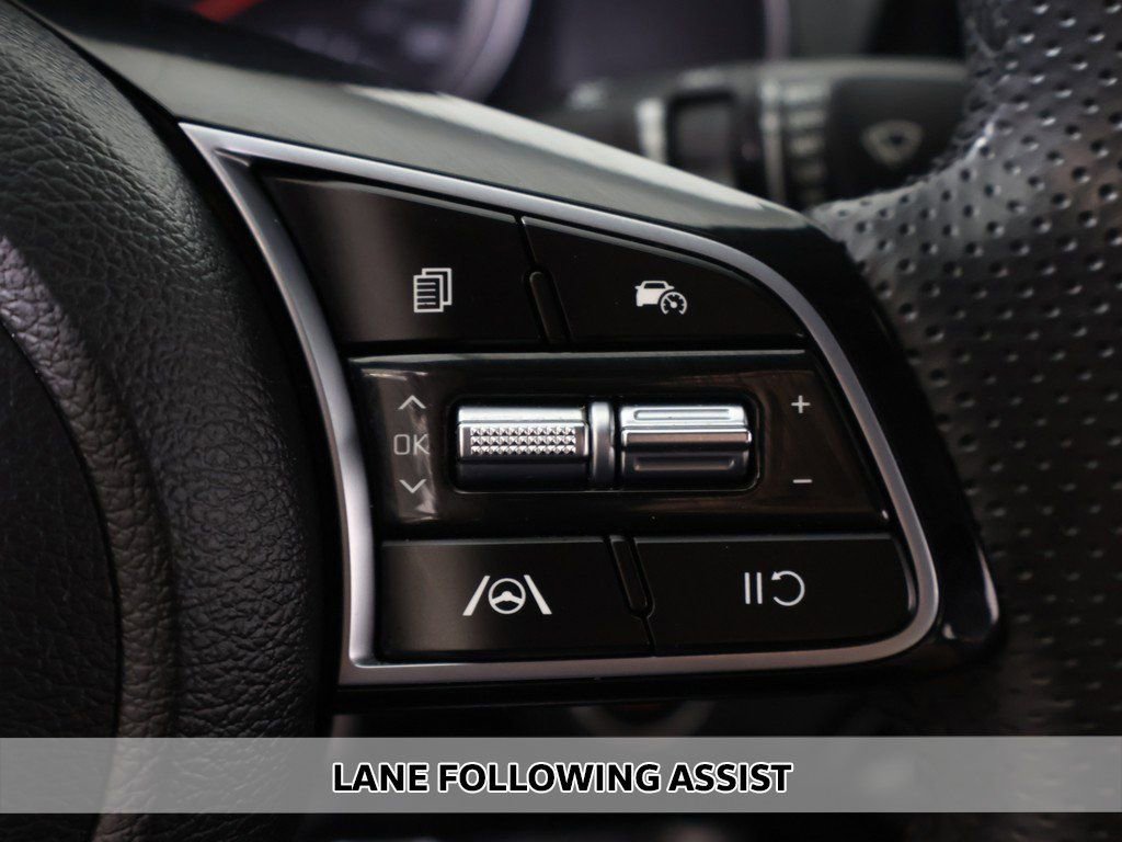 Used 2023 Kia Forte GT-Line image 4