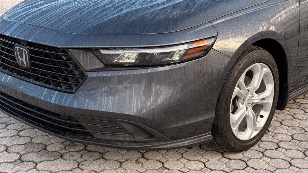Used 2023 Honda Accord LX image 15