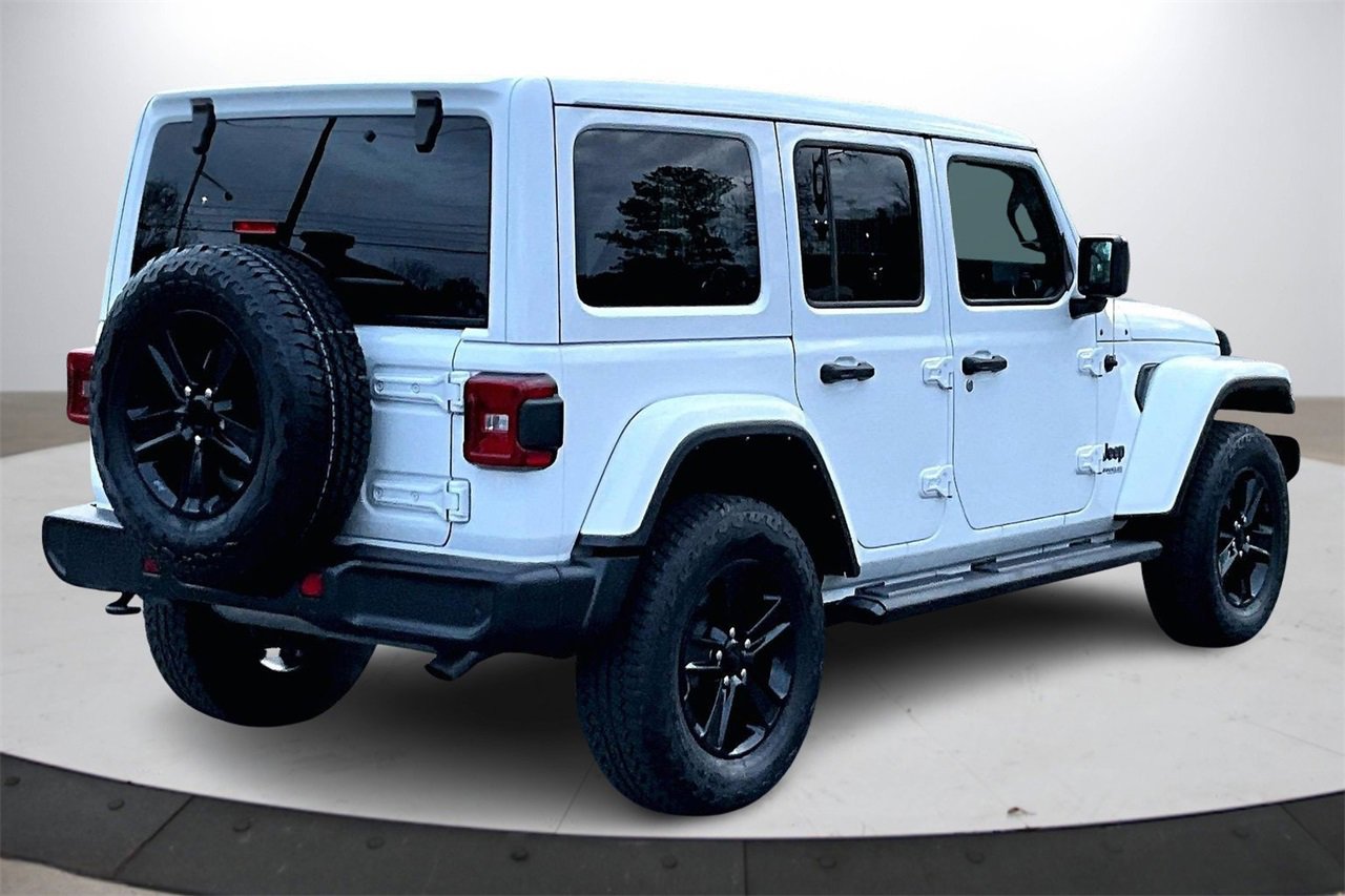 Certified 2022 Jeep Wrangler Unlimited Sahara image 8