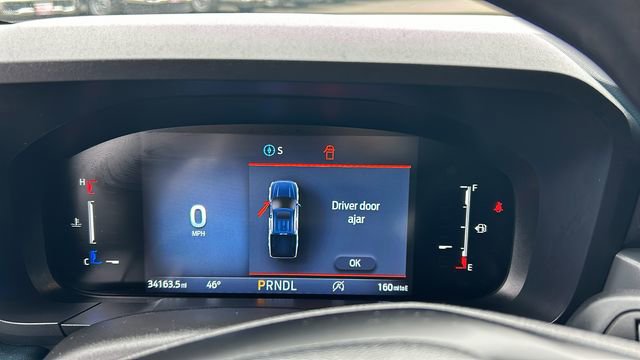 Certified 2025 Ford Maverick XL w/ Equipment Group 102A image 18