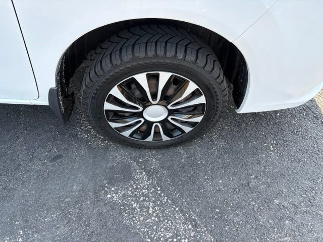 Used 2015 Nissan NV200 SV w/ Technology Package FWD image 9