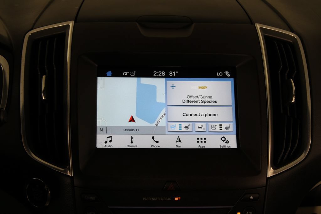 Used 2018 Ford Edge Titanium w/ Equipment Group 301A AWD/4WD image 7