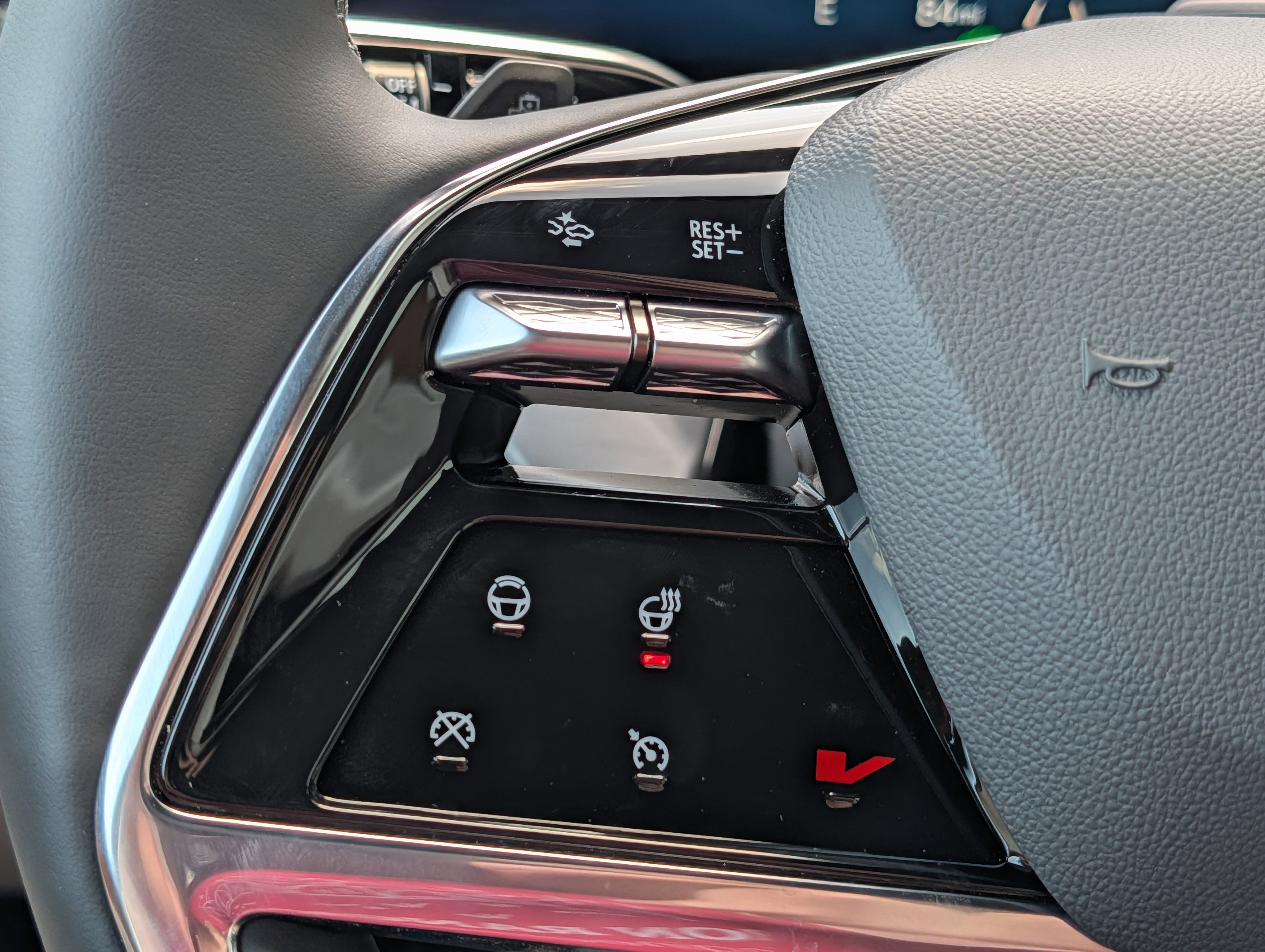 New 2026 Cadillac Vistiq Sport AWD/4WD image 25