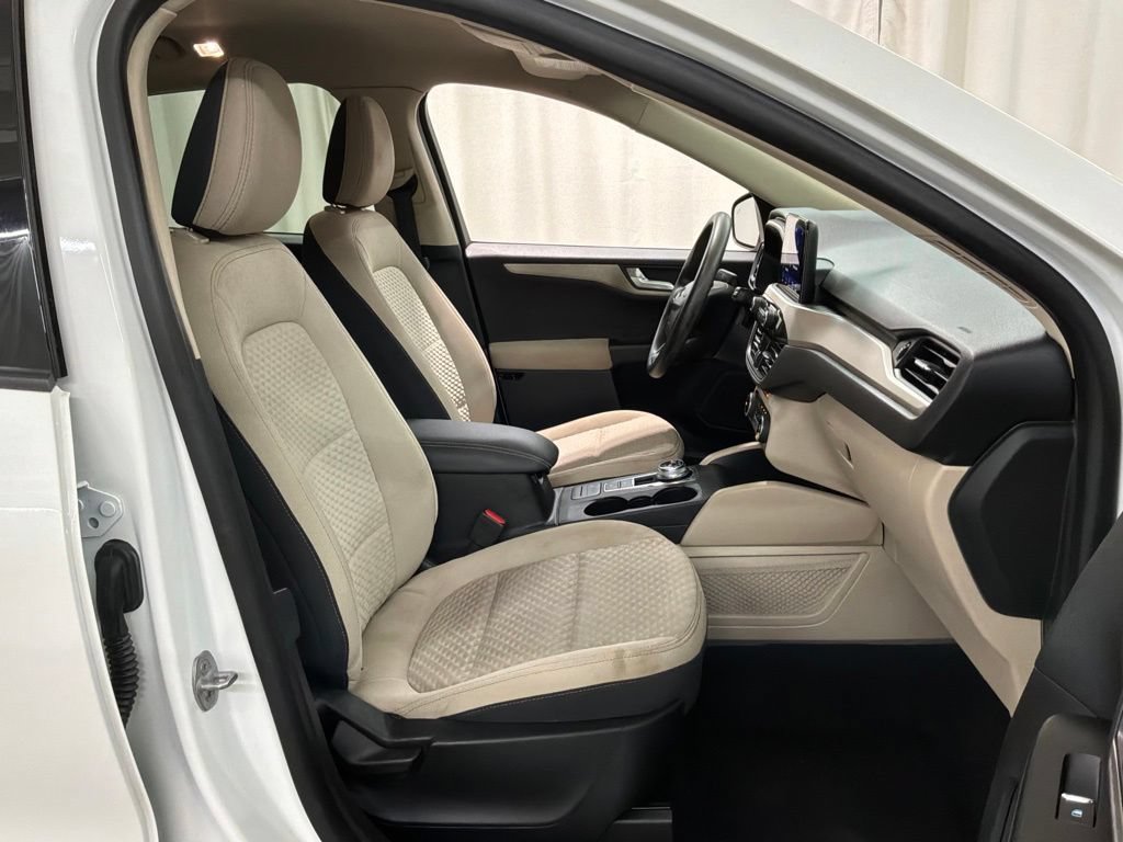 Used 2020 Ford Escape SE FWD image 26