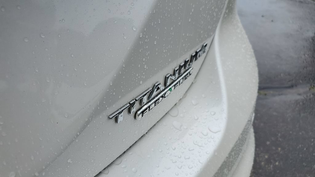 Used 2013 Ford Focus Titanium FWD image 27