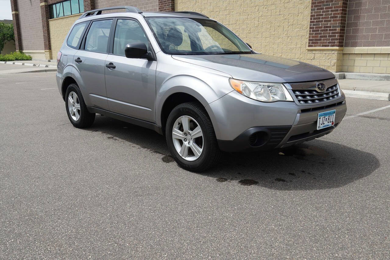 Used 2011 Subaru Forester 2.5X AWD/4WD image 2