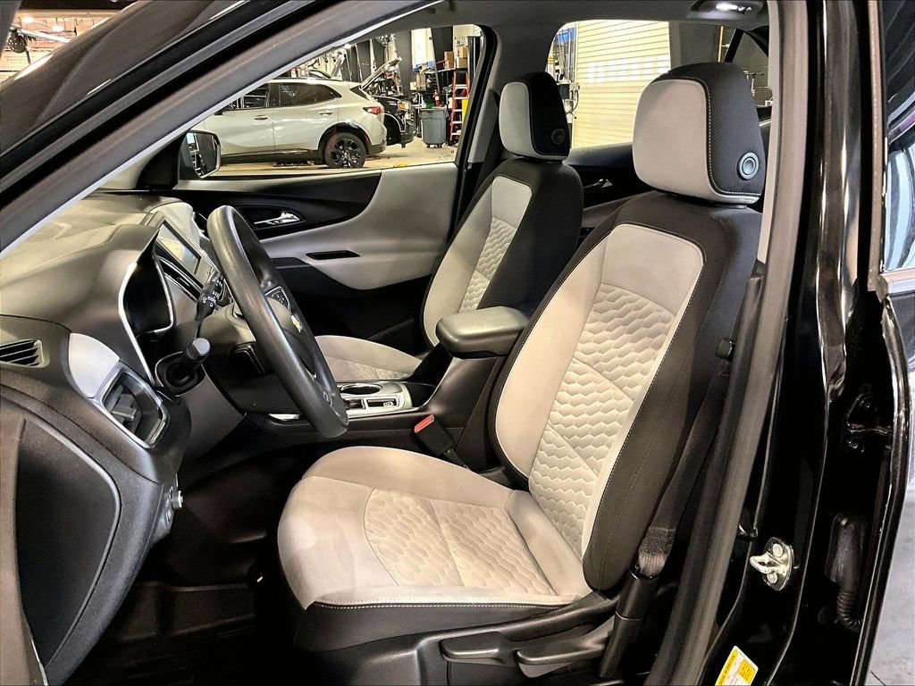 Used 2018 Chevrolet Equinox LS AWD/4WD image 10