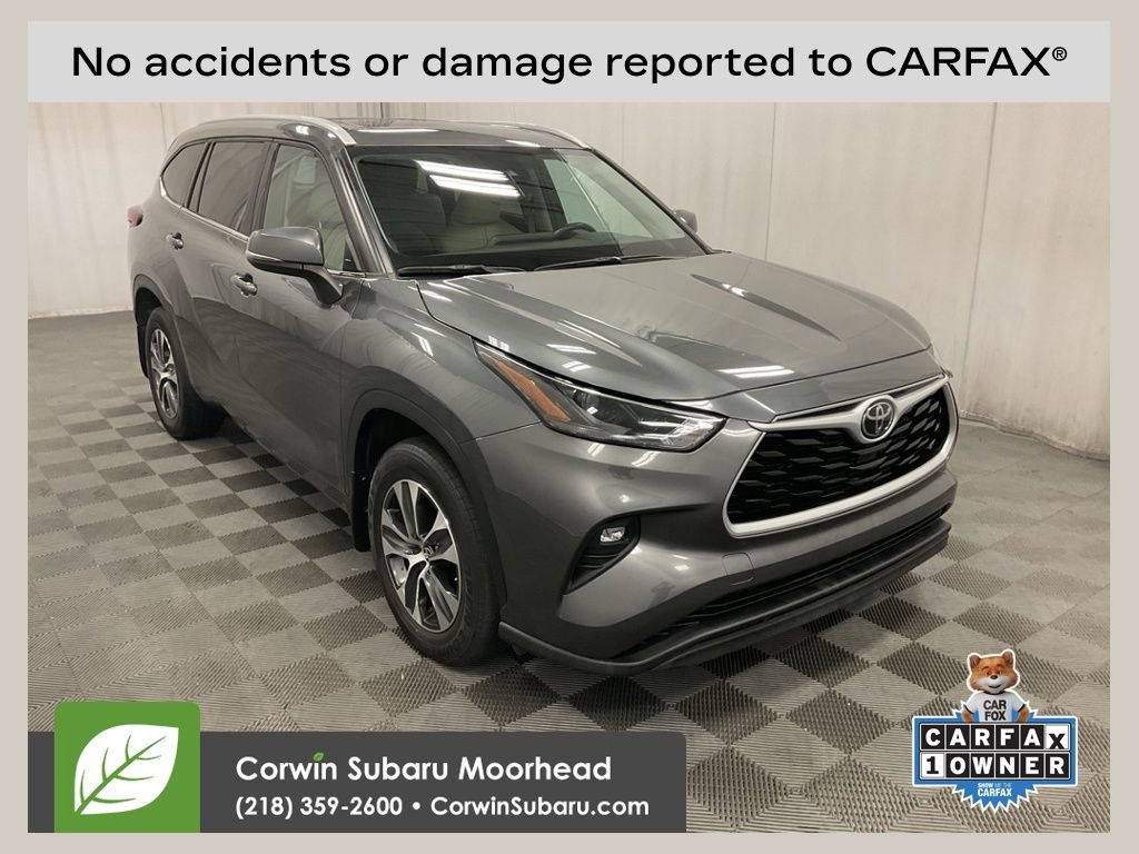 Used 2022 Toyota Highlander XLE