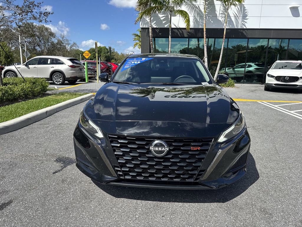 Used 2023 Nissan Altima 2.0 SR image 30