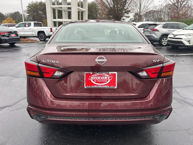 Used 2024 Nissan Altima 2.5 SV image 6