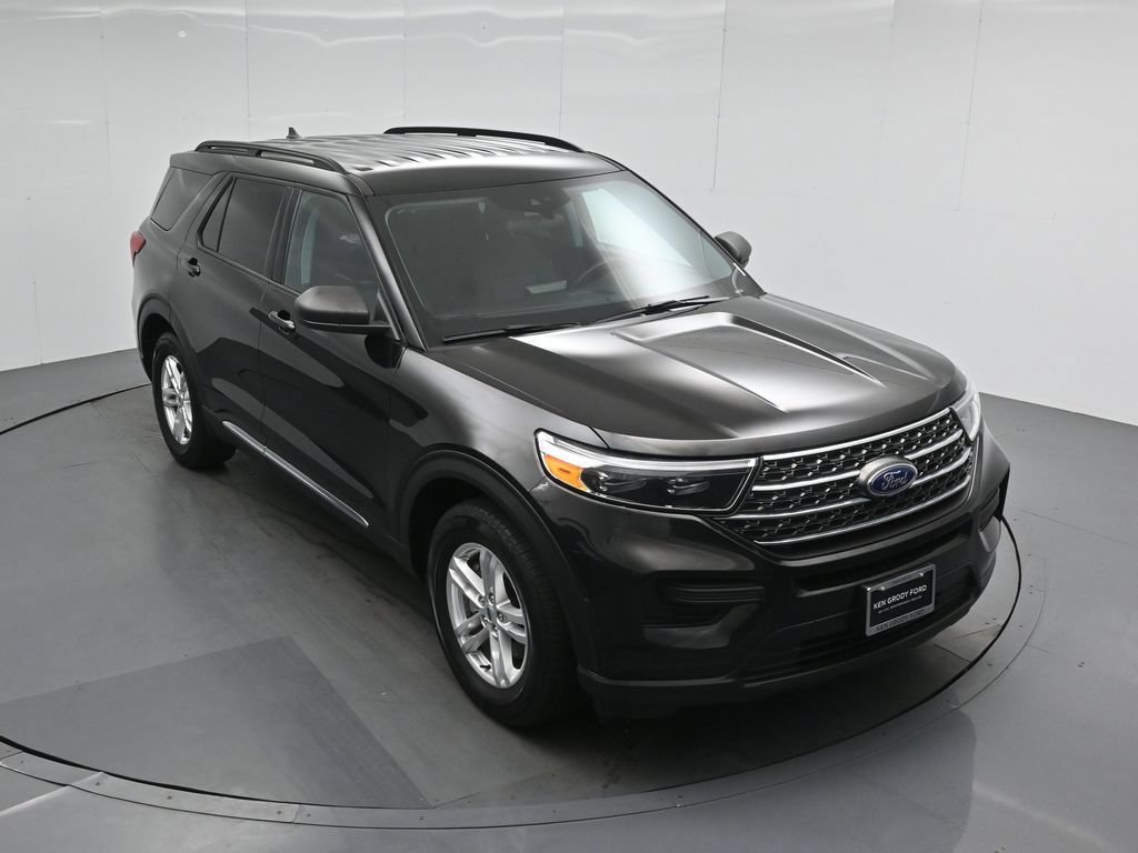 Certified 2023 Ford Explorer XLT RWD image 36