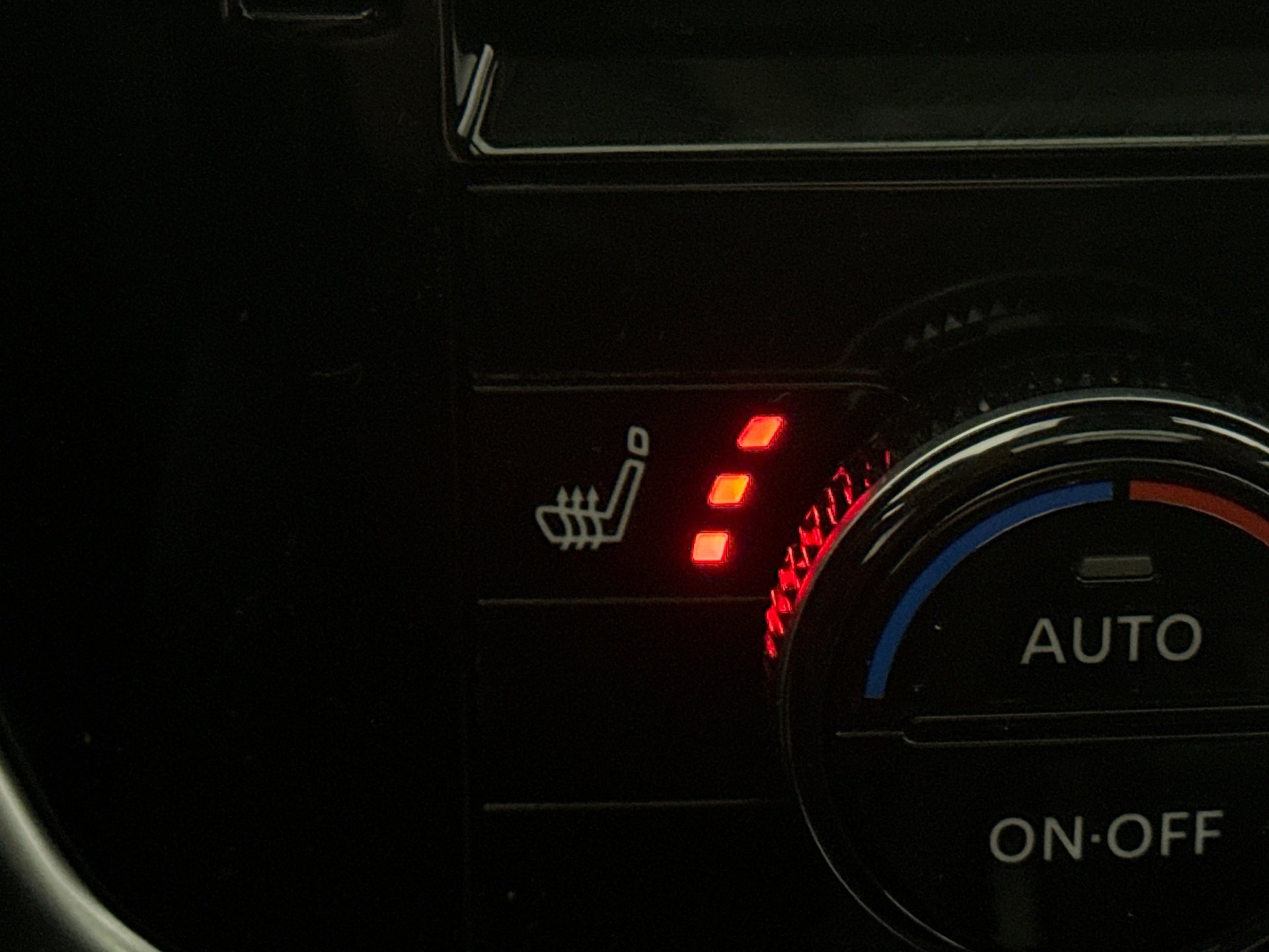 Used 2024 Nissan Rogue SL w/ SL Premium Package image 20