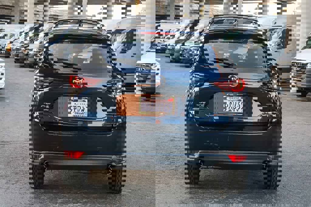 Used 2017 MAZDA CX-5 Touring image 7