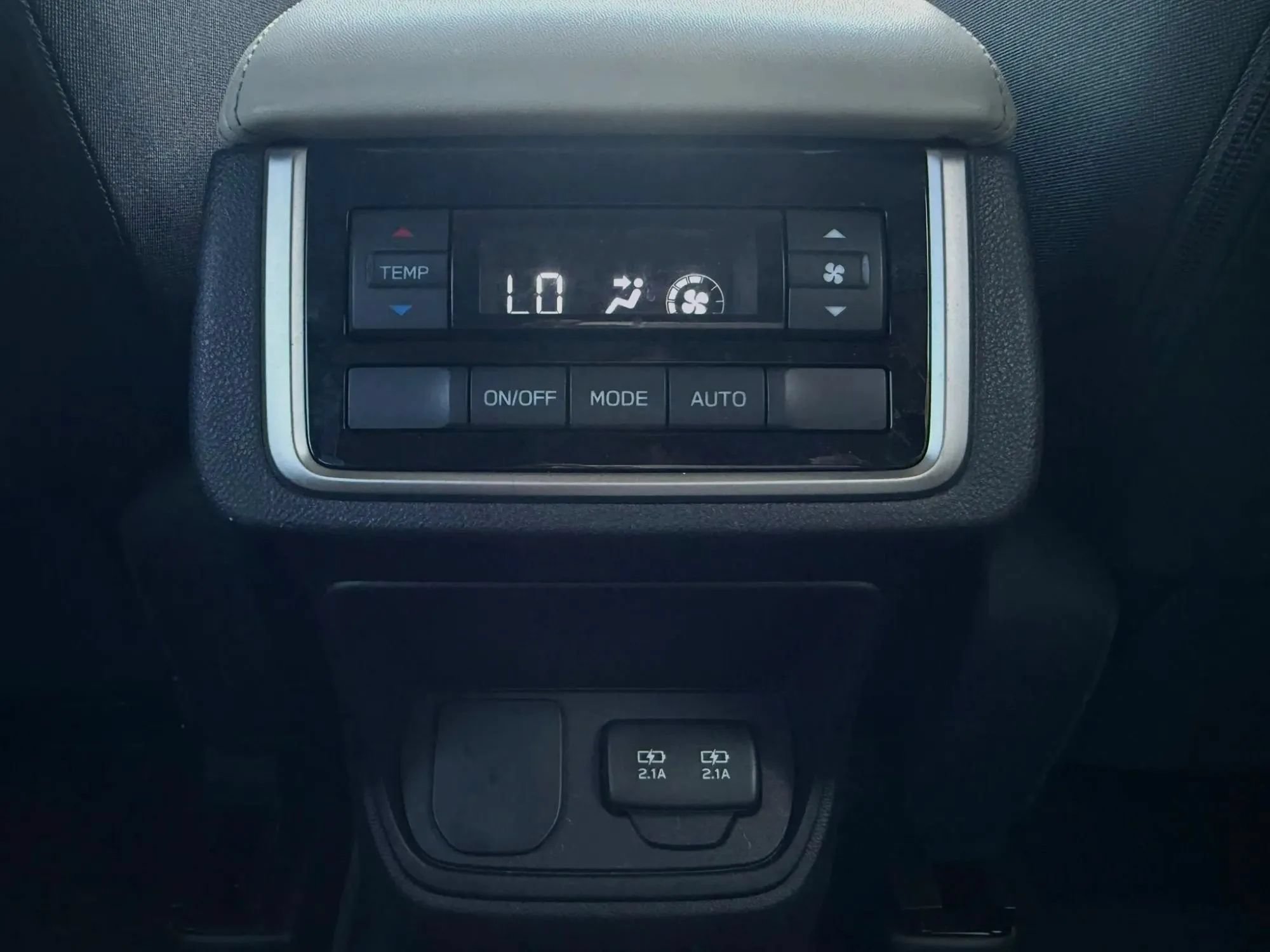 Used 2019 Subaru Ascent Premium AWD/4WD image 48