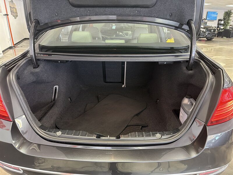 Used 2015 BMW 535i Sedan RWD image 33