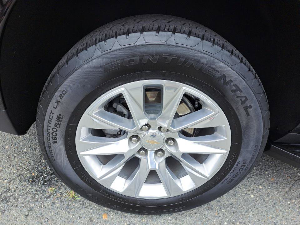 Used 2024 Chevrolet Tahoe Premier AWD/4WD image 18