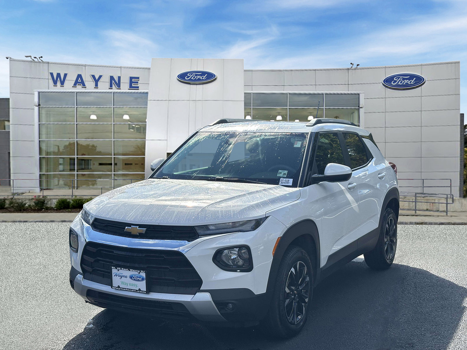 Used 2022 Chevrolet TrailBlazer LT AWD/4WD image 2