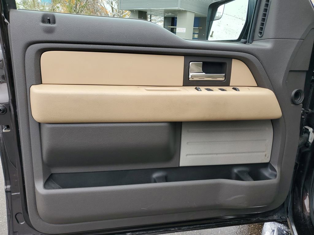 Used 2013 Ford F150 XLT w/ XLT Chrome Pkg image 9