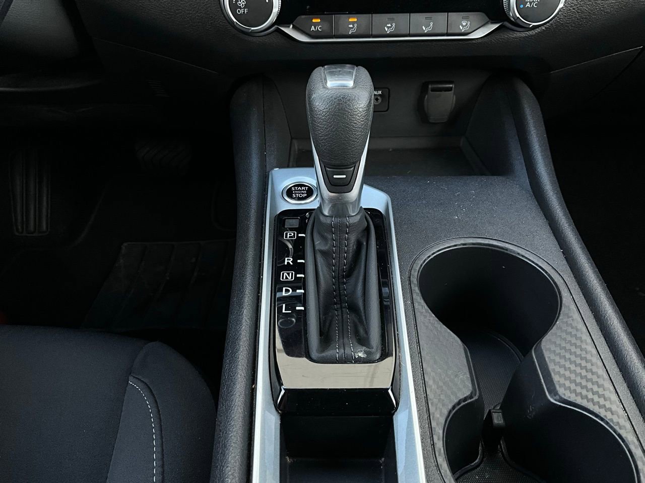 Used 2025 Nissan Altima 2.5 SV image 23