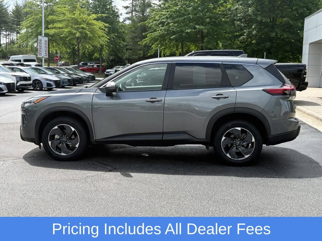 Used 2025 Nissan Rogue SV AWD/4WD image 5