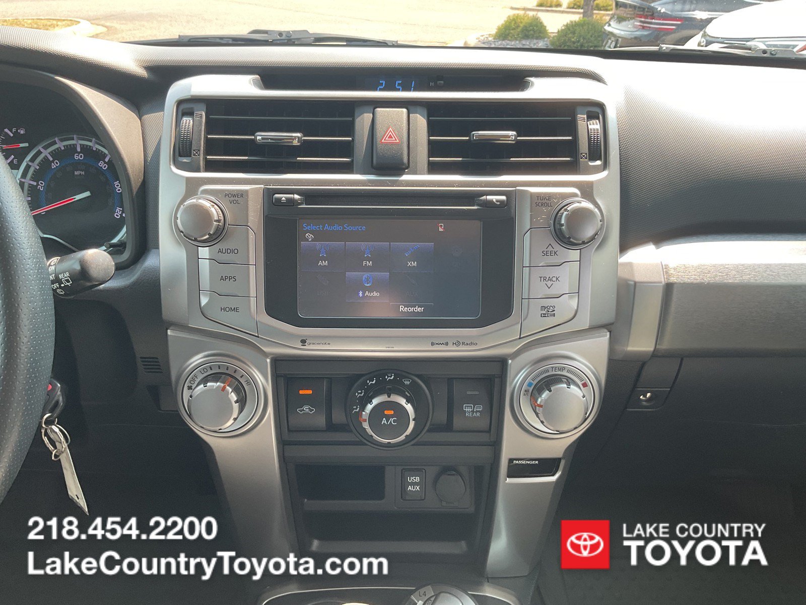 Used 2017 Toyota 4Runner SR5 Premium AWD/4WD image 18