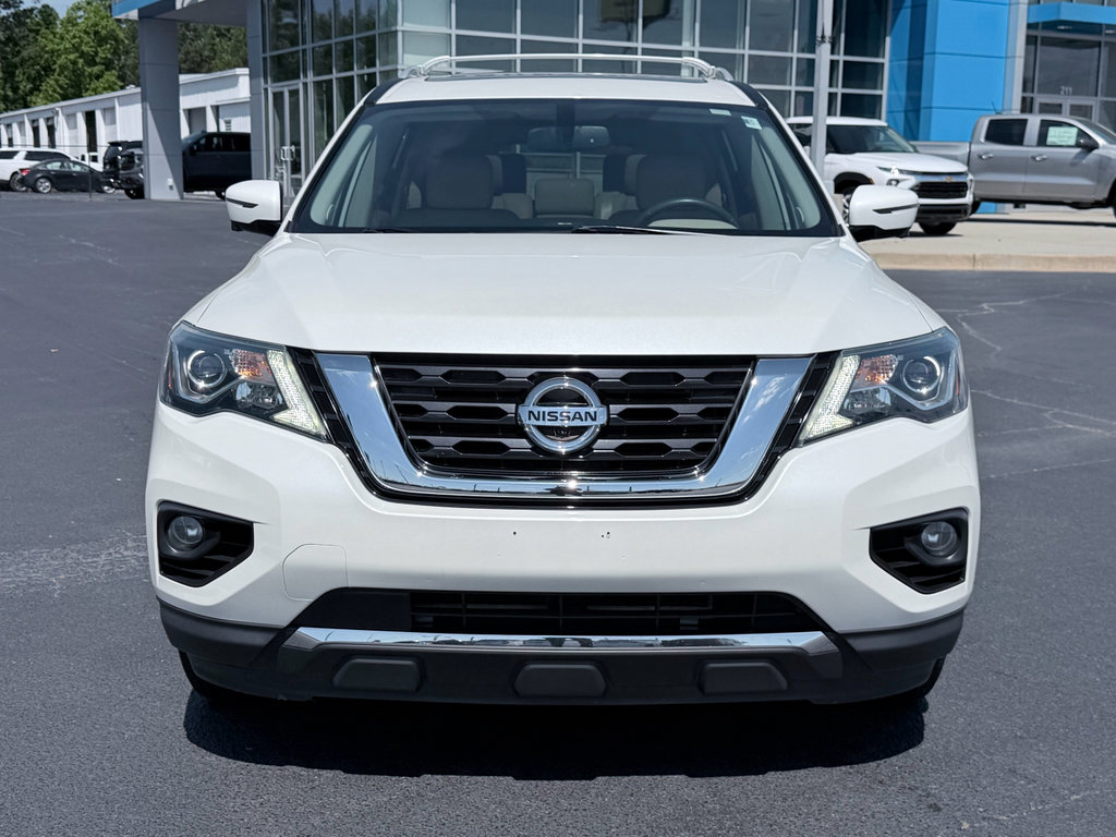 Used 2018 Nissan Pathfinder Platinum FWD image 3