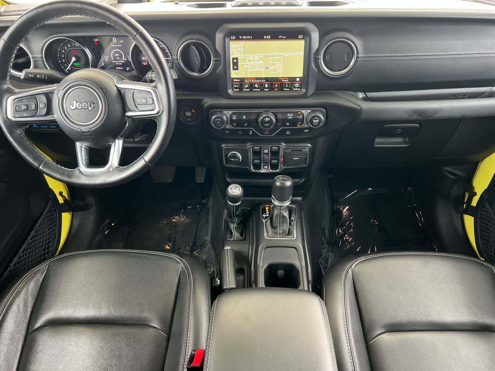 Used 2023 Jeep Wrangler Unlimited Sahara w/ Cold Weather Group AWD/4WD image 4