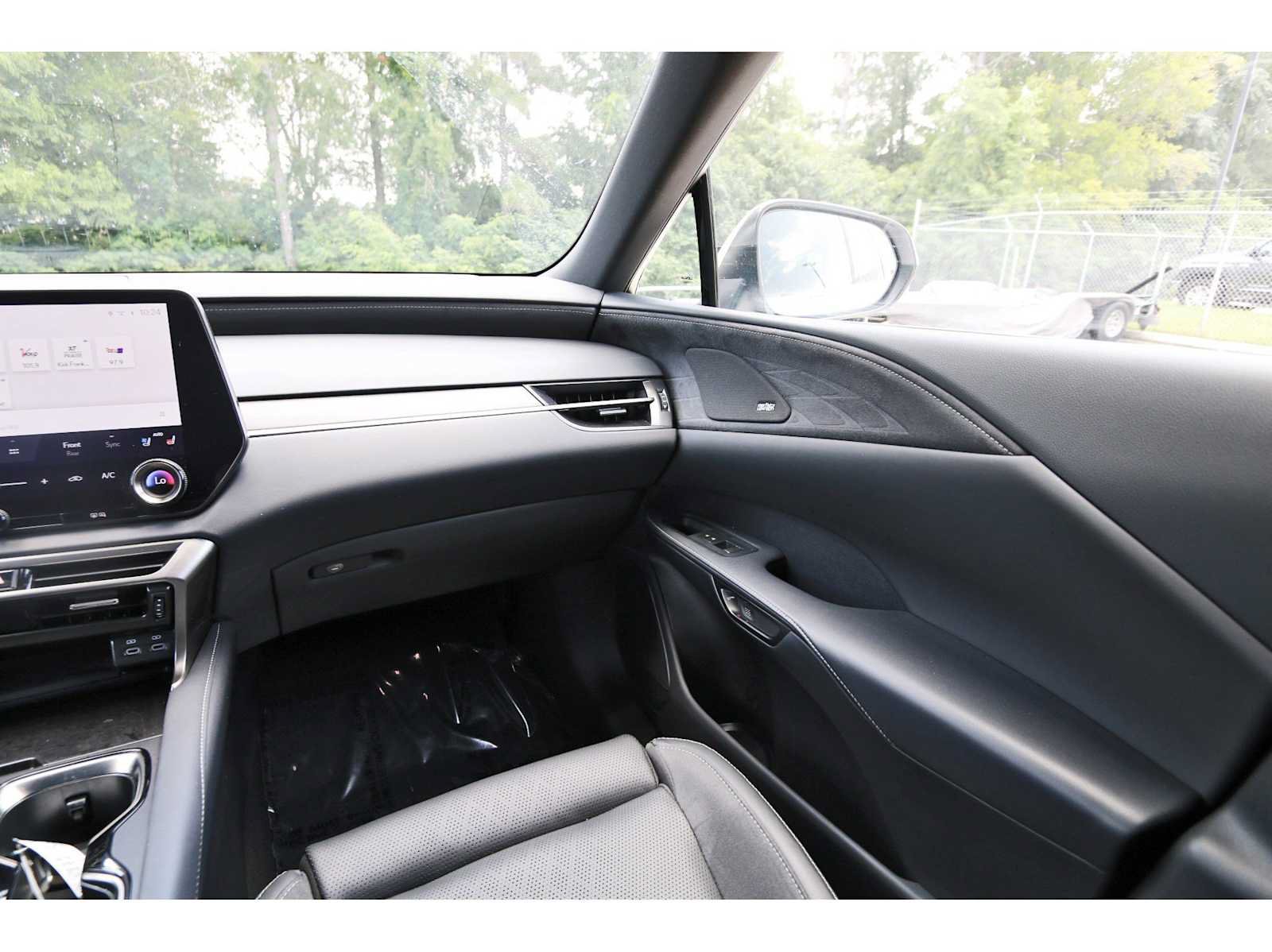 Used 2023 Lexus RX 350 FWD w/ Accessory Package (Z1) image 8
