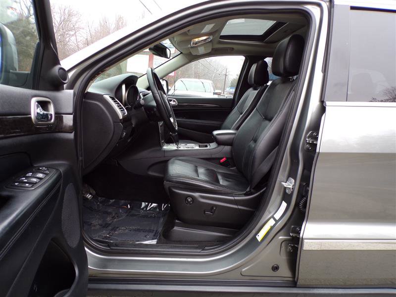 Used 2012 Jeep Grand Cherokee Laredo image 14