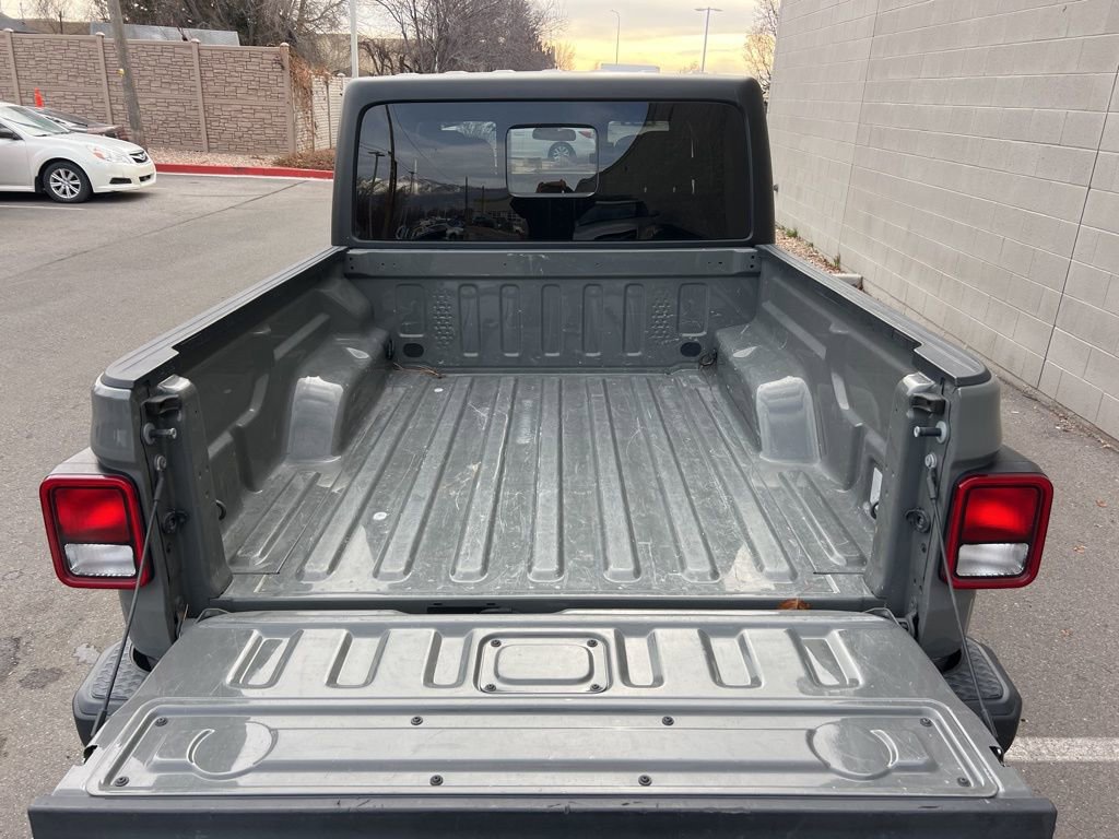 Certified 2023 Jeep Gladiator Sport image 25