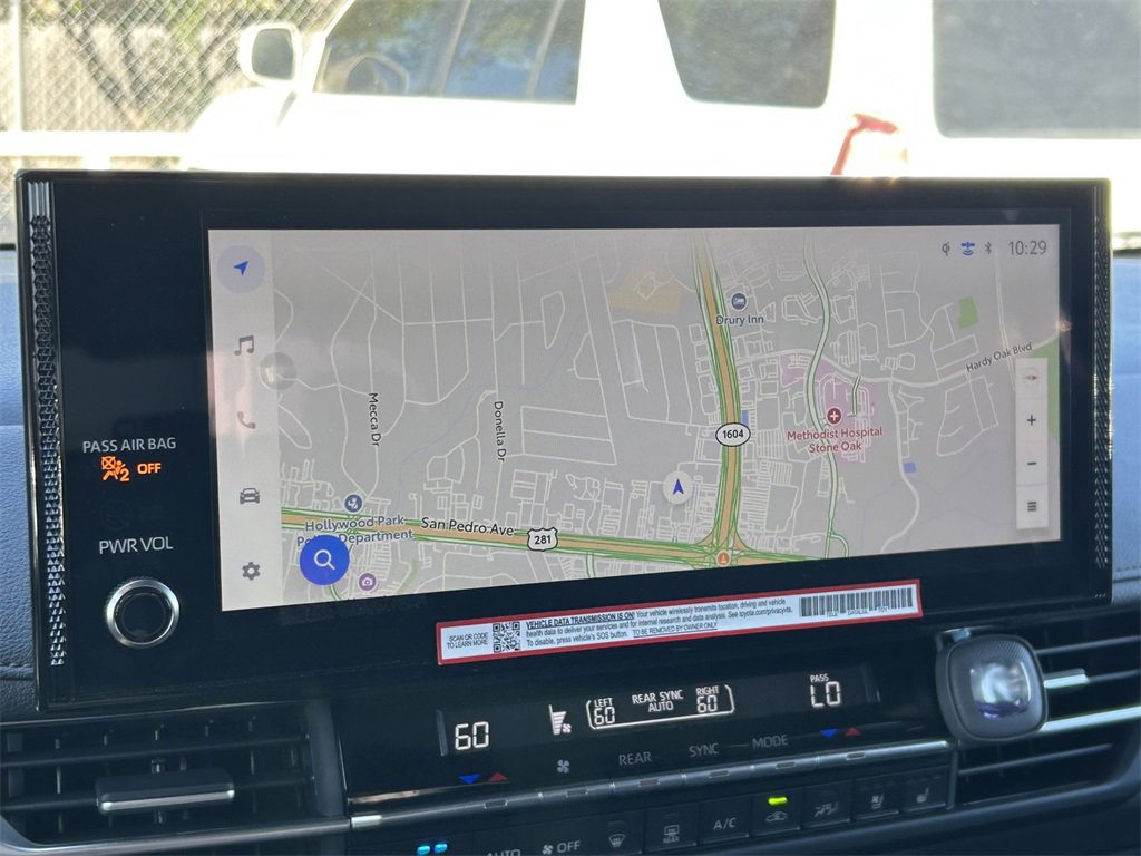 Used 2025 Toyota Sienna Platinum image 42